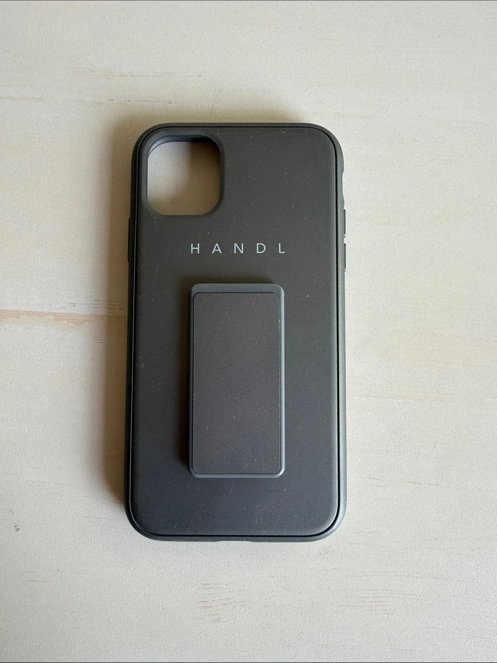 HANDL iPhone 12 case